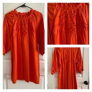 *NWOT* RUFFLE TUNIC TOP
